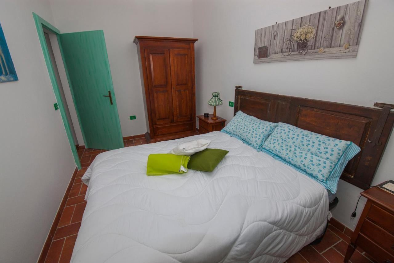 Il Borgo Del Lupo Villa Sarteano Buitenkant foto