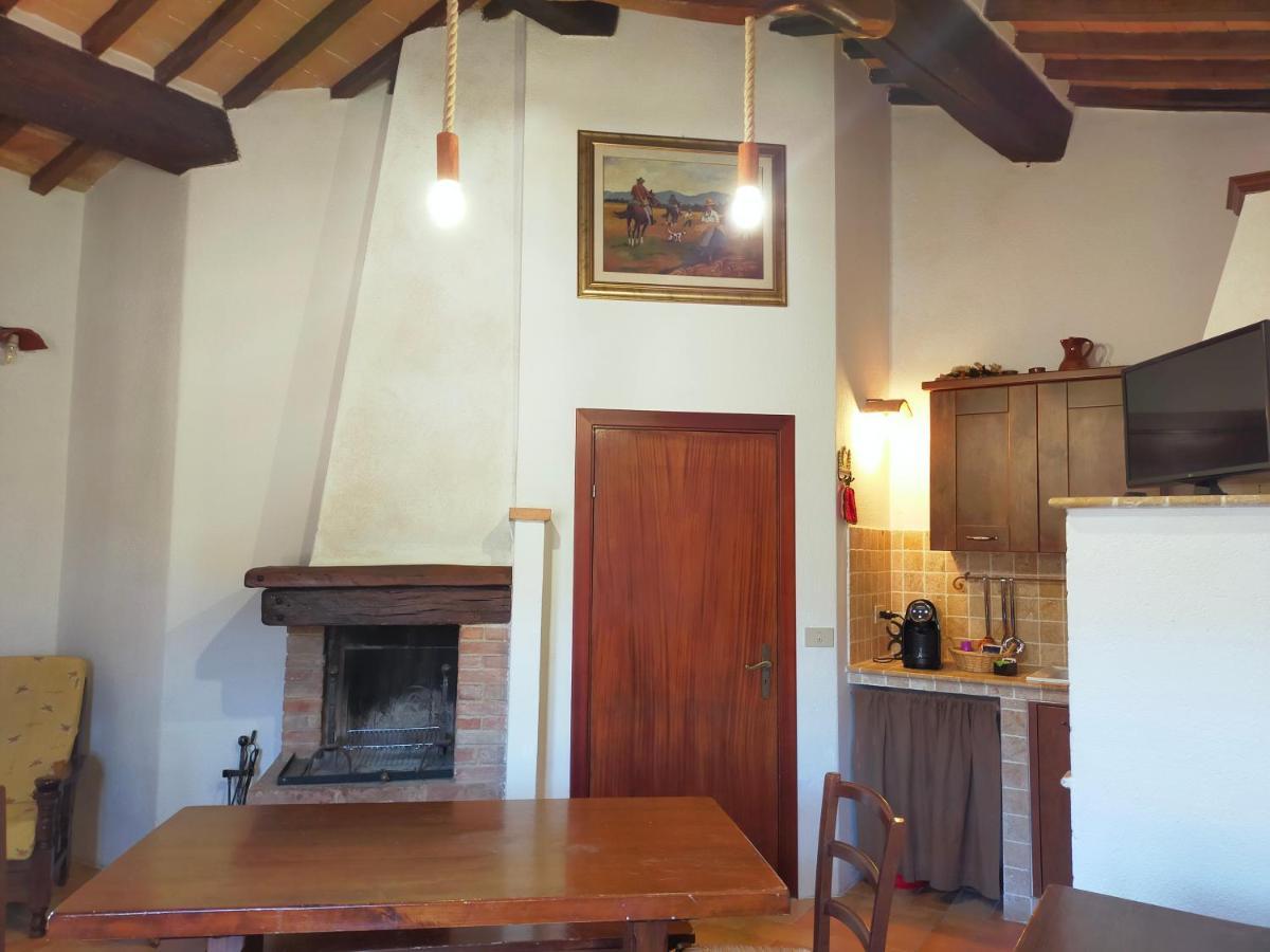 Il Borgo Del Lupo Villa Sarteano Buitenkant foto